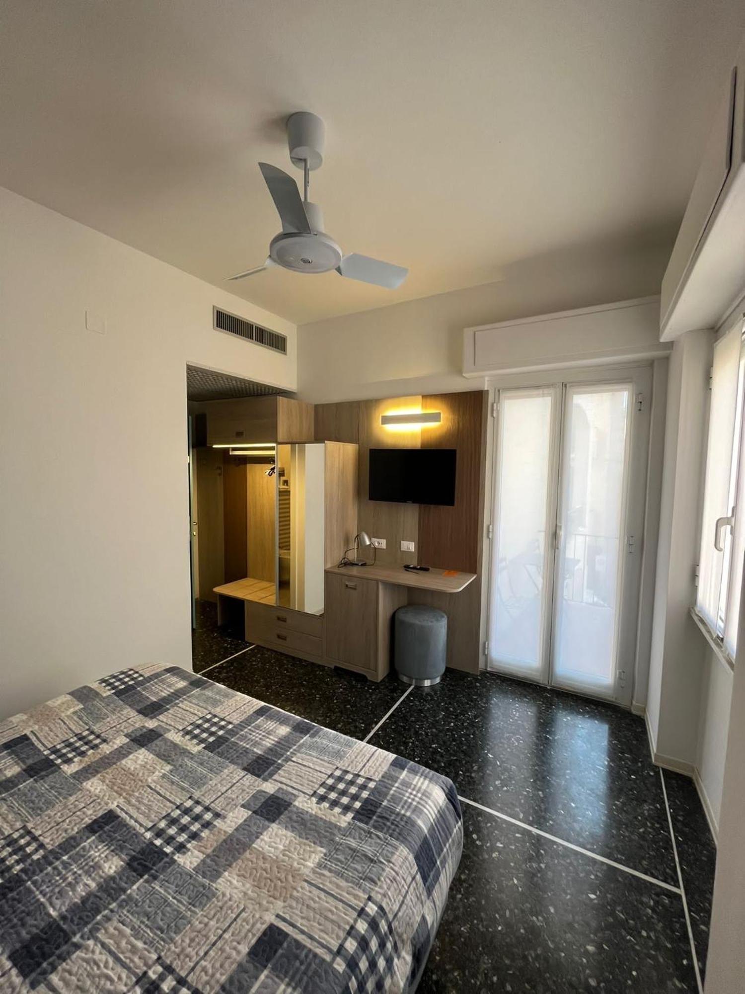Hotel Al Capo Varigotti Kültér fotó